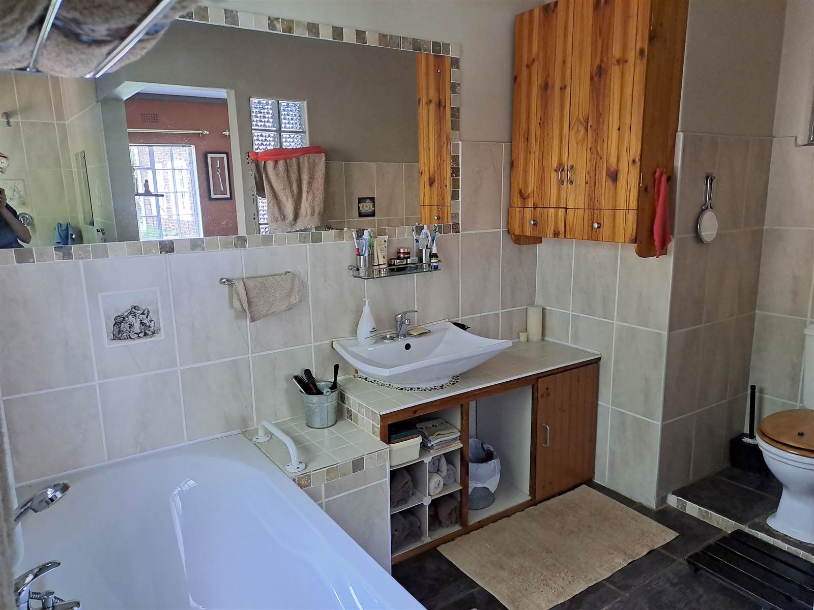 4 Bed House in Villiersdorp photo number 18