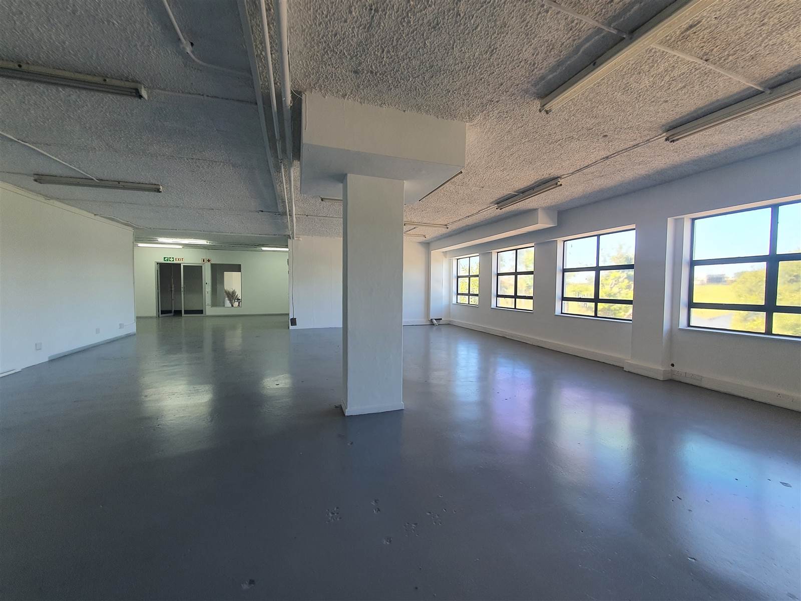 255  m² Commercial space in Kramerville photo number 10