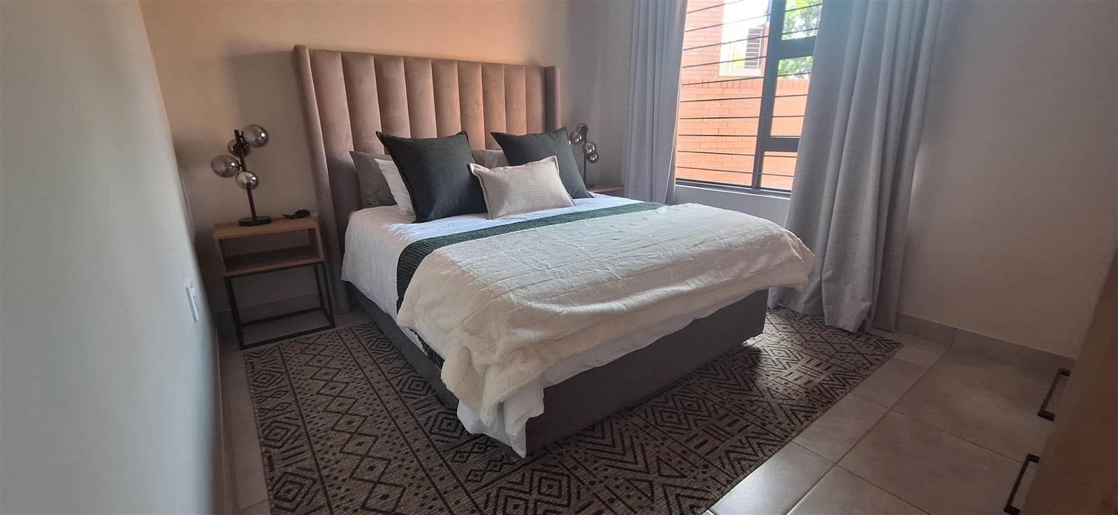 3 Bed Simplex in Boardwalk Villas photo number 24