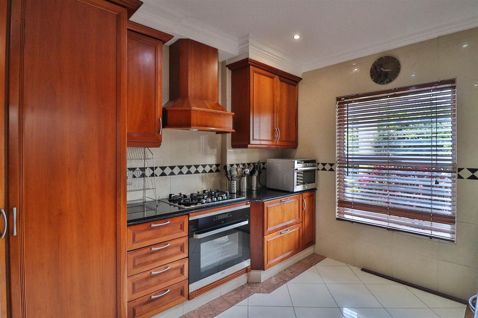 5 Bed House in Umhlanga Rocks photo number 28