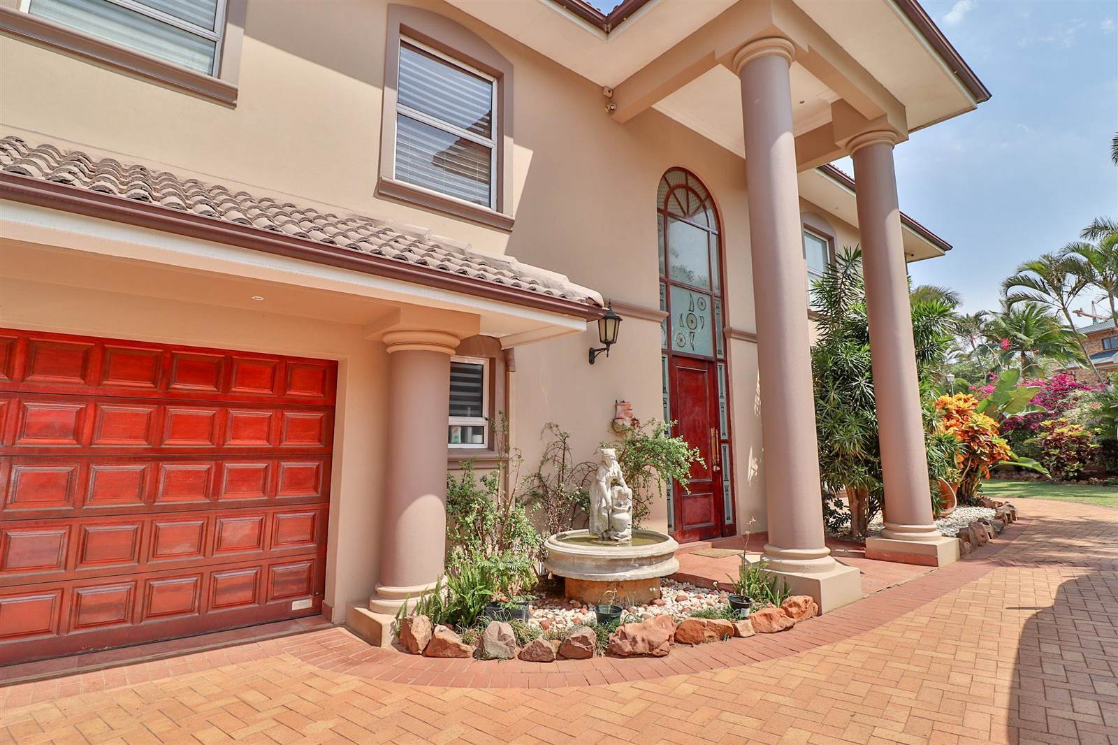 5 Bed House in Umhlanga Rocks photo number 8