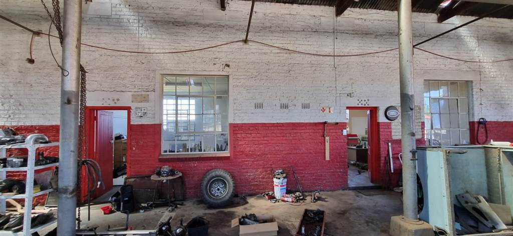 400  m² Industrial space in Krugersdorp Central photo number 5