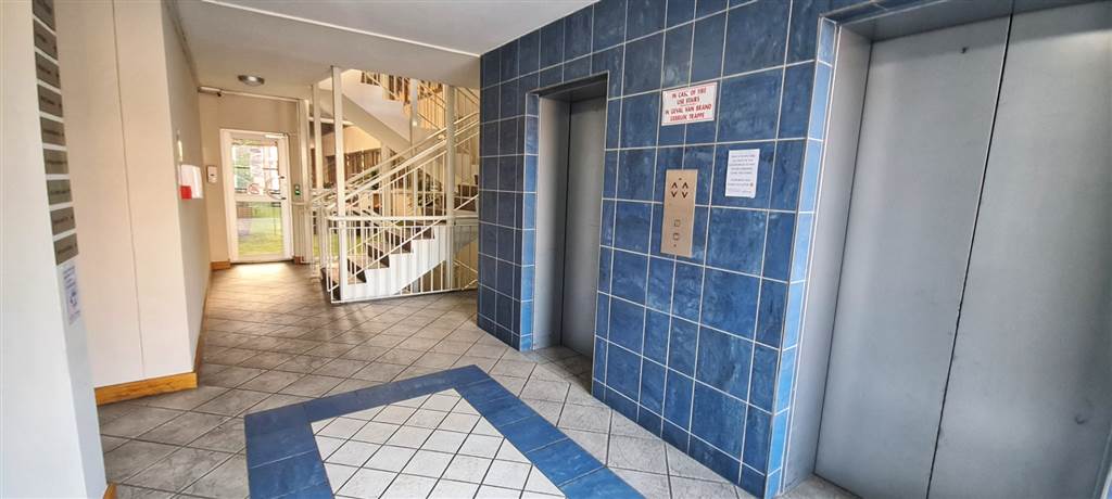 39  m² Office Space in Rietfontein photo number 12
