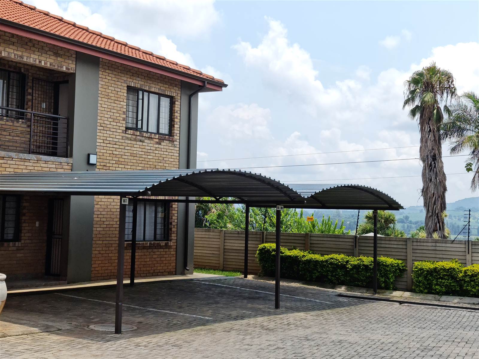 2 Bed Apartment in Tzaneen photo number 2