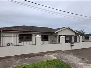 3 Bed House in Austerville