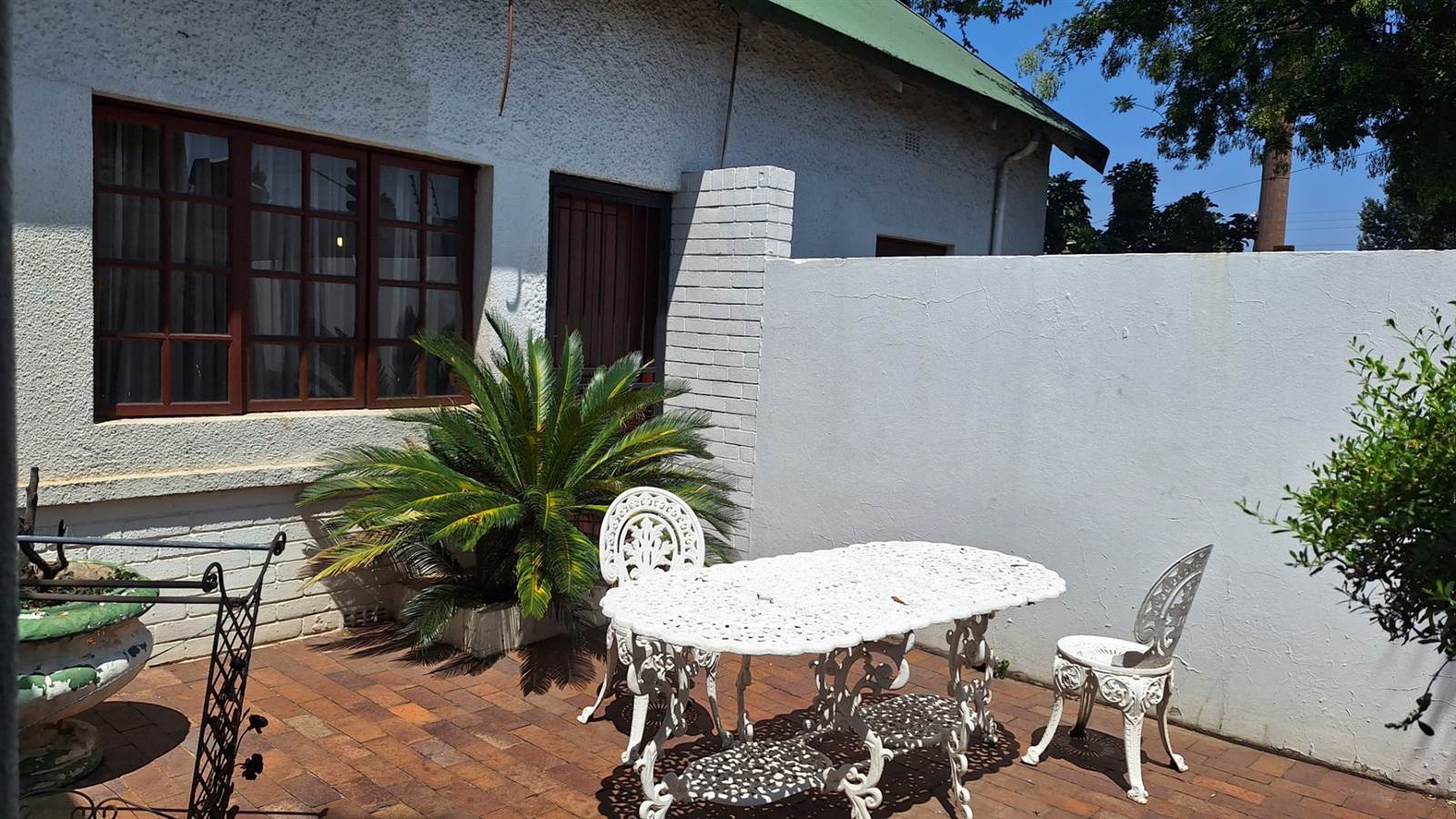 5 Bed House in Germiston South photo number 9