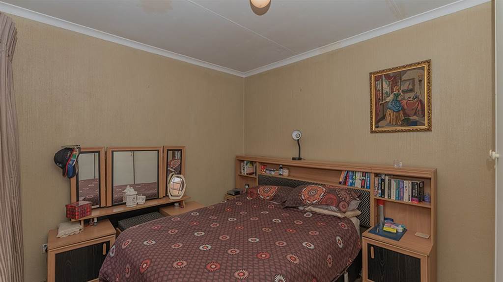 2 Bed House in Terenure photo number 9