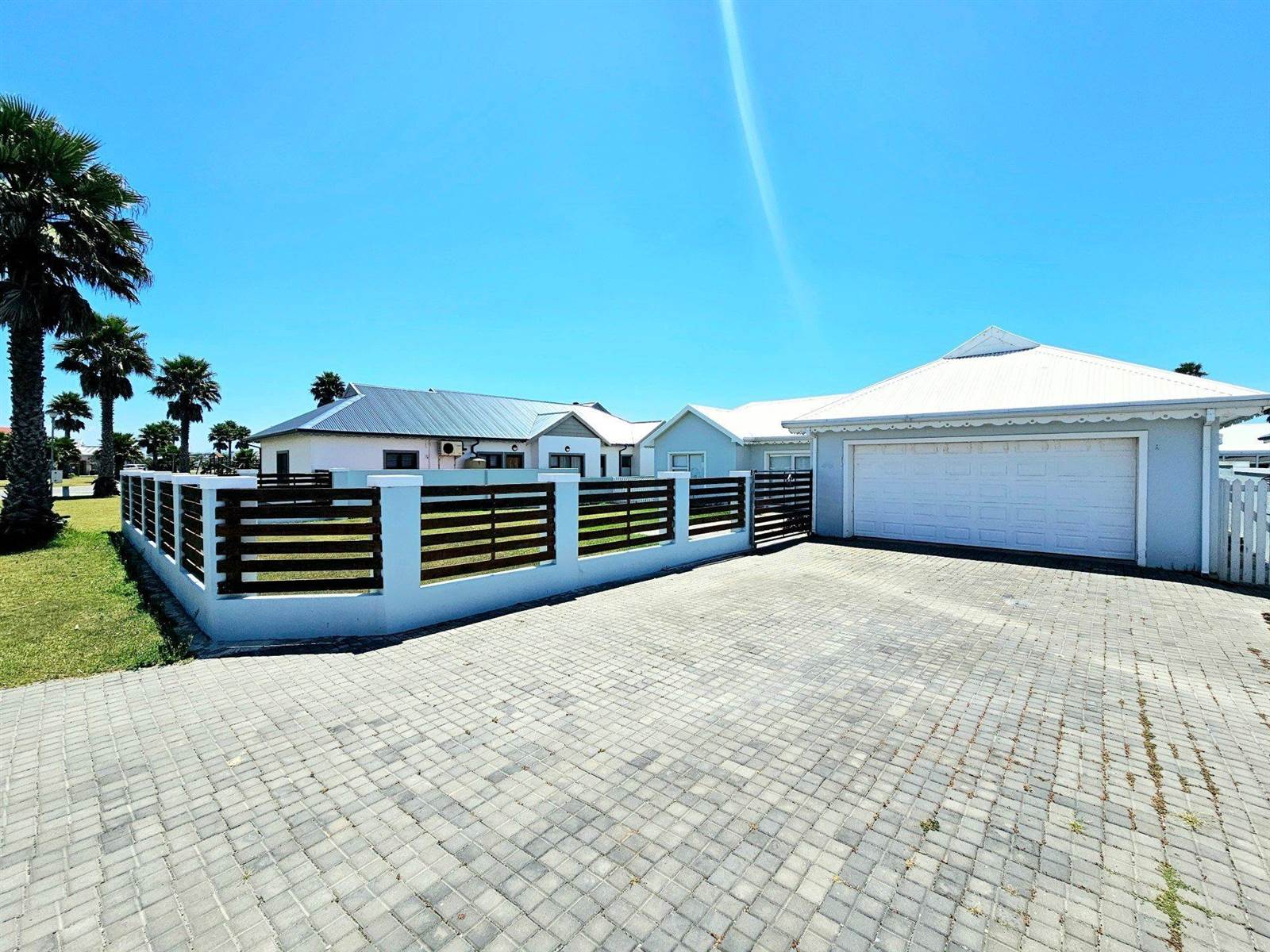 3 Bed House in Marina Martinique photo number 1