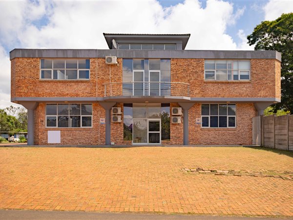584 m² Commercial space 584 m² Commercial space