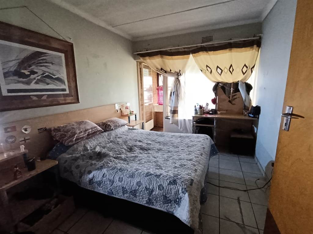 1 Bed Apartment in Brakpan Central photo number 10