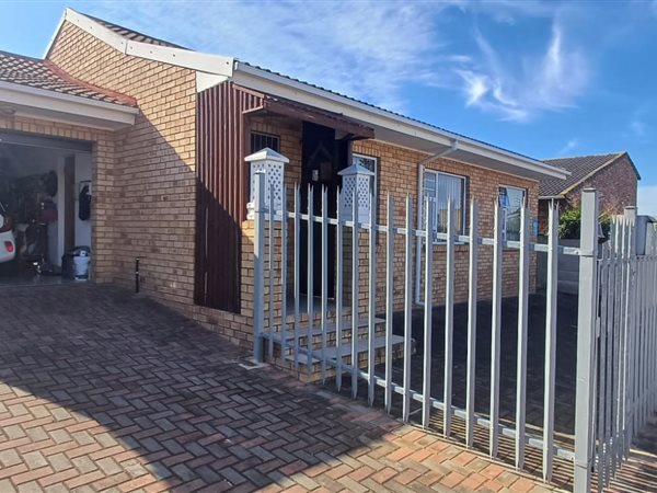 3 Bedroom House 3 Bedroom House
