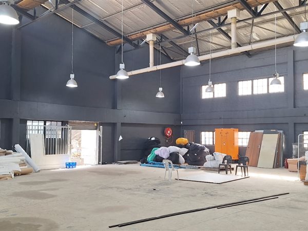 1 008  m² Industrial space