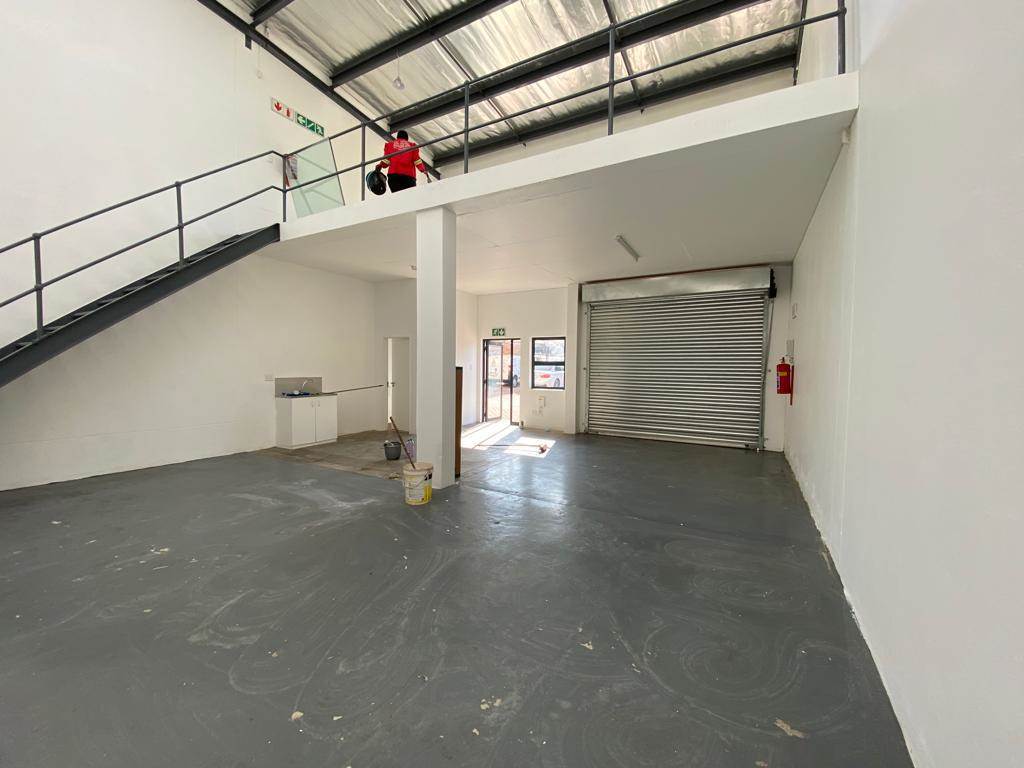 127  m² Industrial space in Barbeque Downs photo number 3