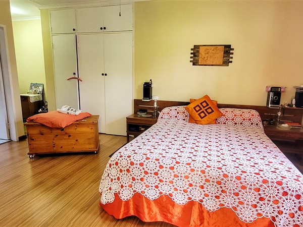 4 Bed House in Dorandia