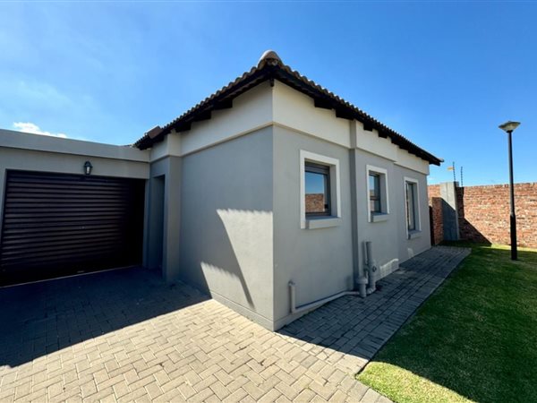 2 Bed Townhouse