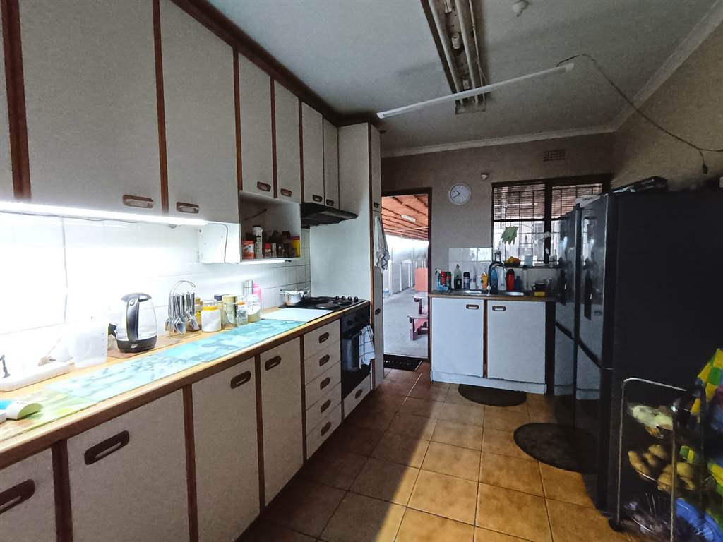 3 Bed House for sale in Bothasig T4575865 Private Property