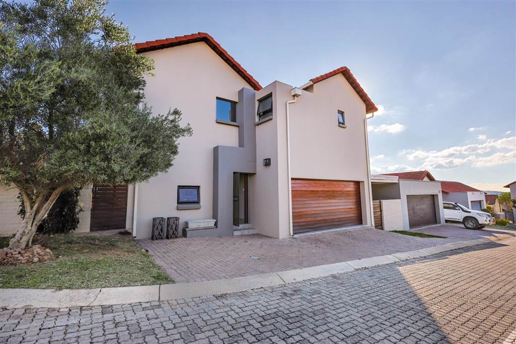 3 Bedroom House 3 Bedroom House