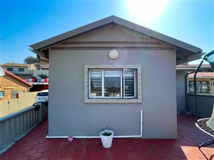 2 Bed House in Bayview