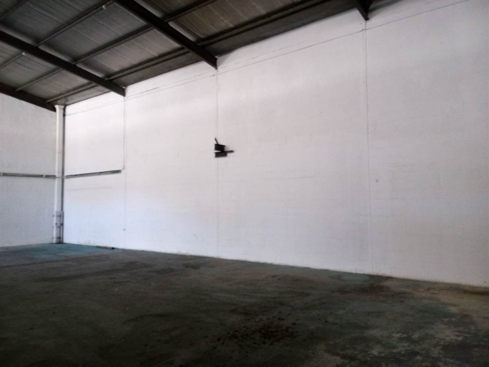 475  m² Industrial space in Retreat photo number 6
