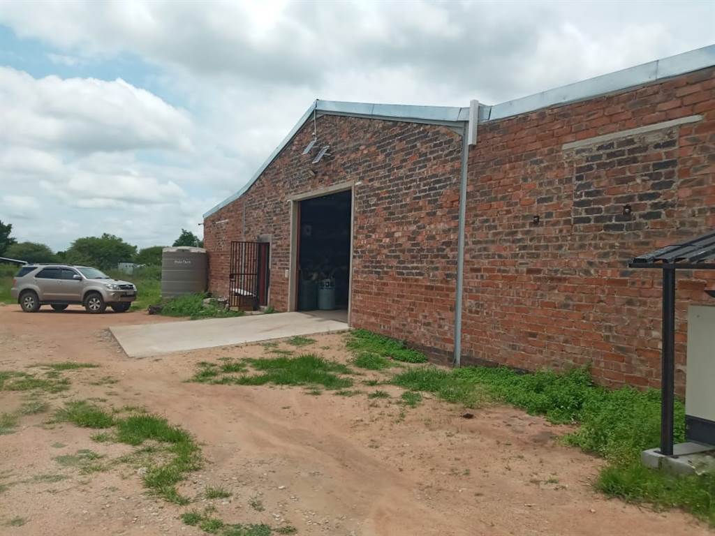 Commercial space in Tweefontein photo number 5