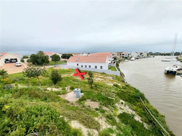 480 m² Land available in Port Owen