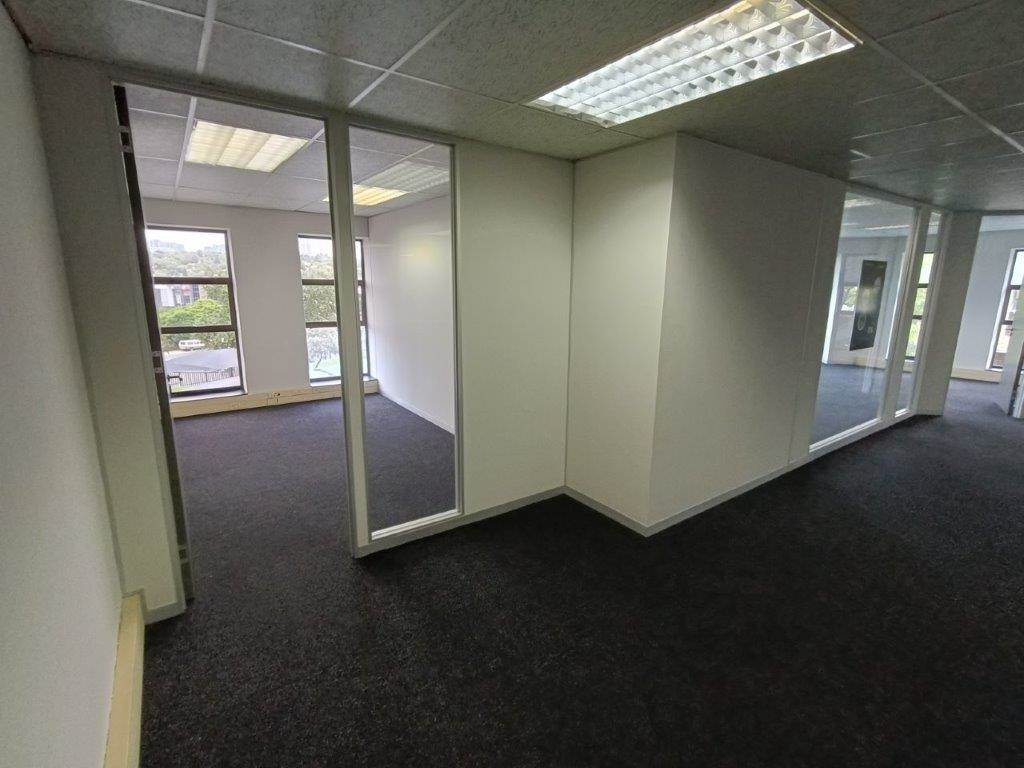 292  m² Commercial space in Hurlingham photo number 12