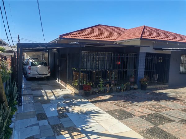 2 Bedroom House 2 Bedroom House