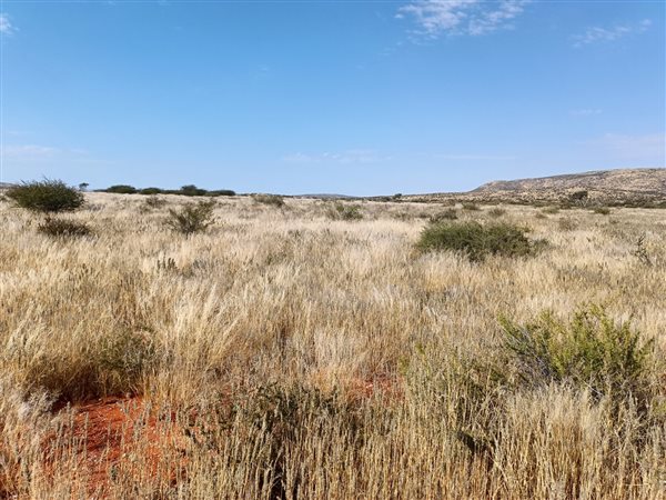 3 915.6 ha Farm 3 915.6 ha Farm
