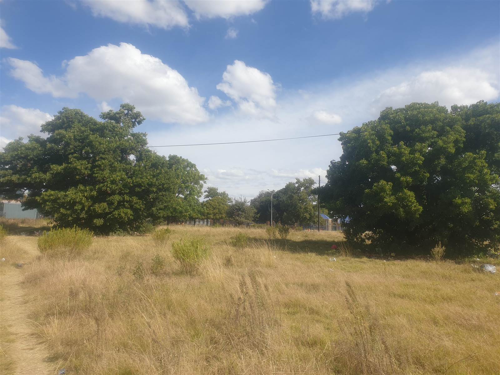 1487 m² Land available in Villiers photo number 4