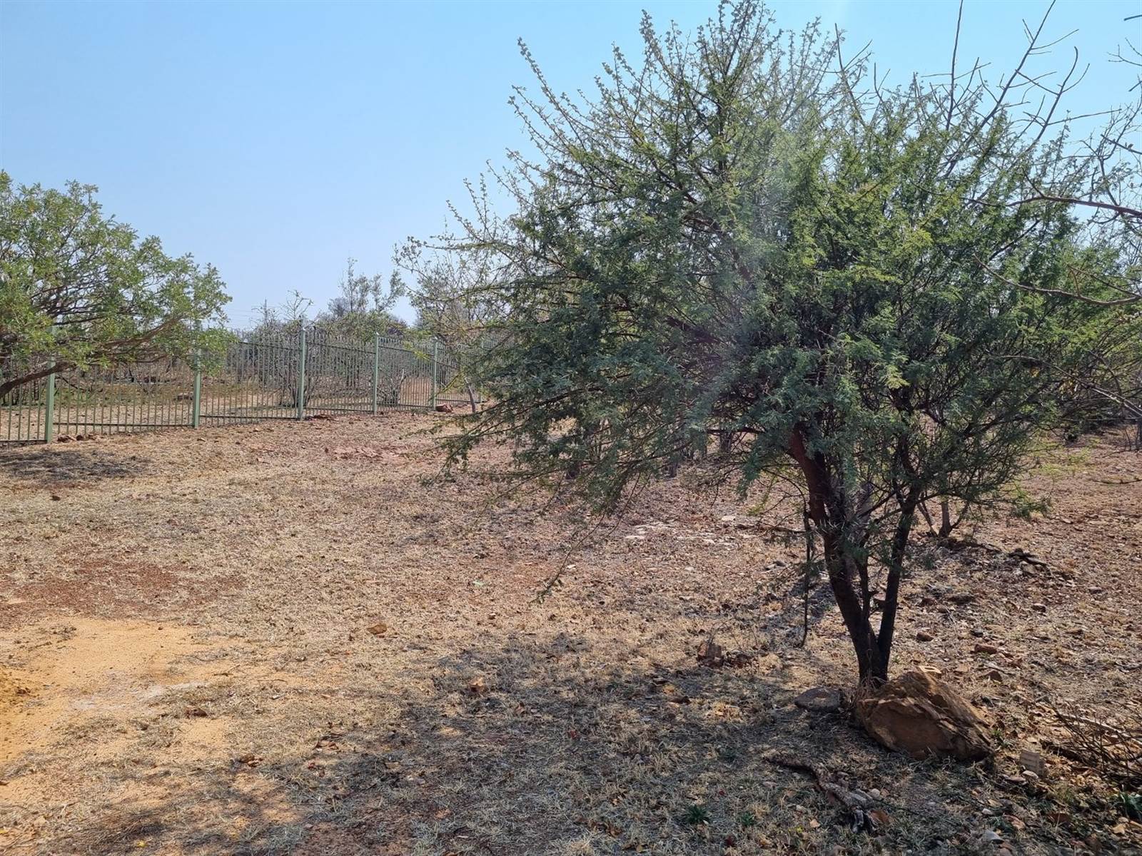 700 m² Land available in Bela-Bela (Warmbaths) photo number 2
