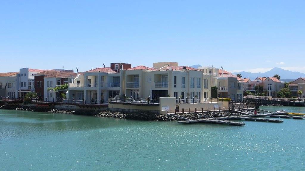 4 Bed House in Harbour Island photo number 5
