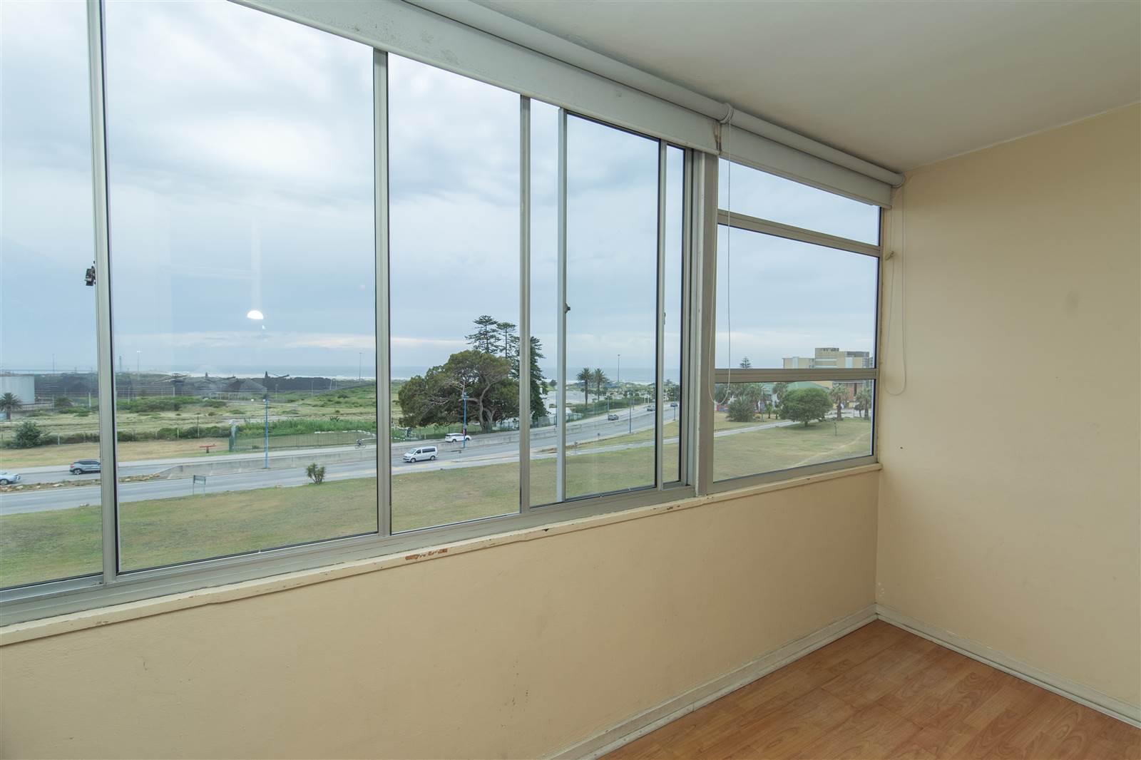 2 Bed Apartment in Humewood photo number 6