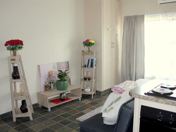 Bachelor apartment