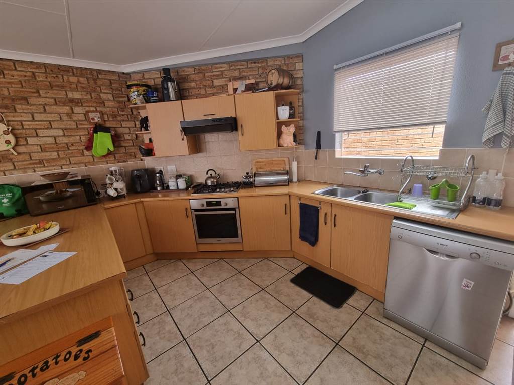 3 Bed Townhouse in Krugersdorp North photo number 19