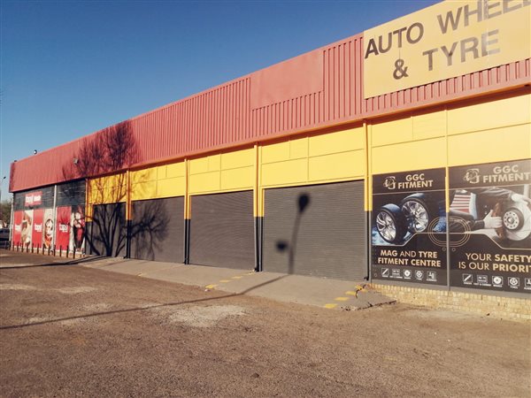 1784  m² Commercial space in Carletonville