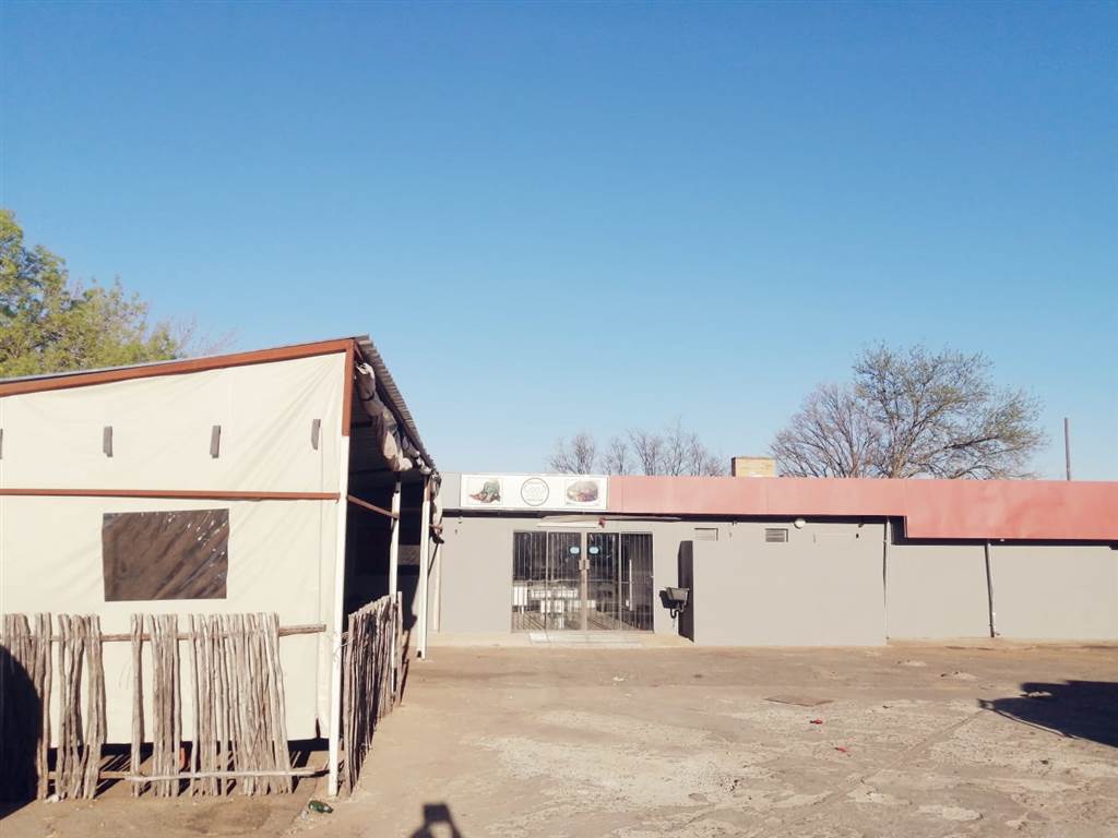 1784  m² Commercial space in Carletonville photo number 12