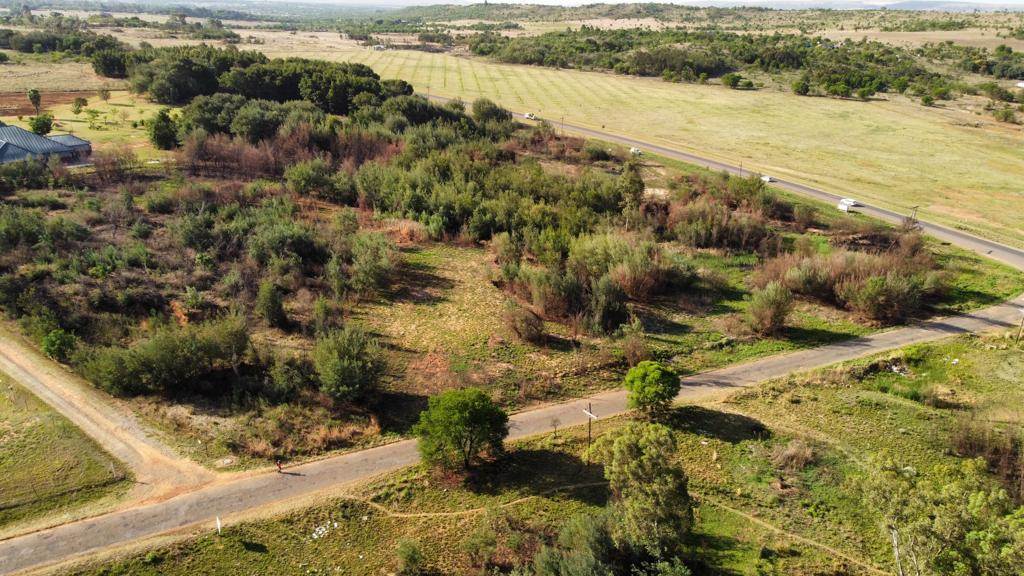 4.2 ha Land available in Tierpoort photo number 1