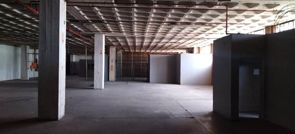 1400  m² Industrial space in Booysens photo number 1