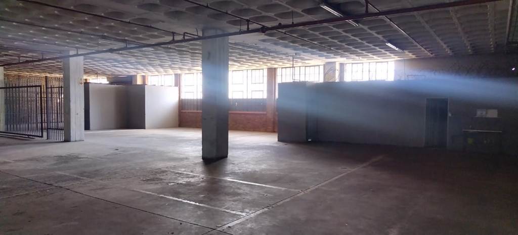 1400  m² Industrial space in Booysens photo number 7