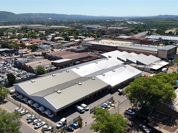 6 873 m² Industrial space 6 873 m² Industrial space