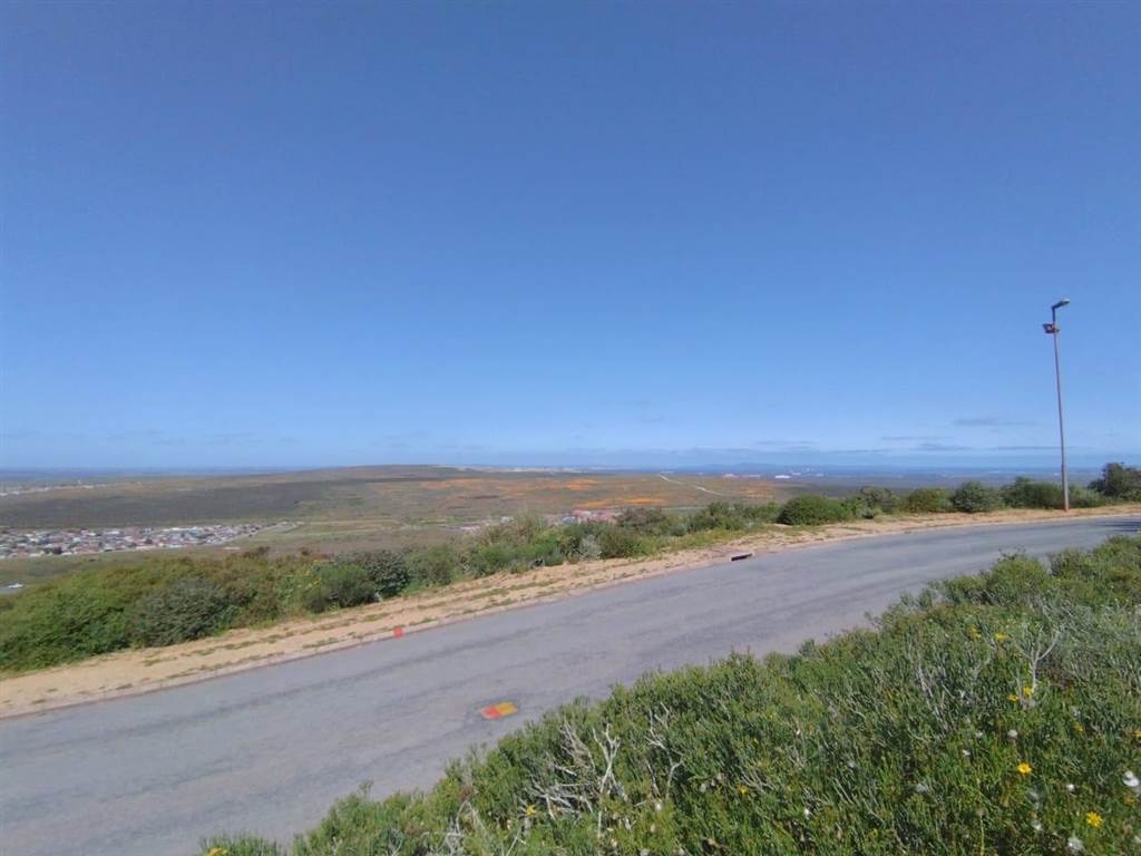1048 m² Land available in Vredenburg photo number 12