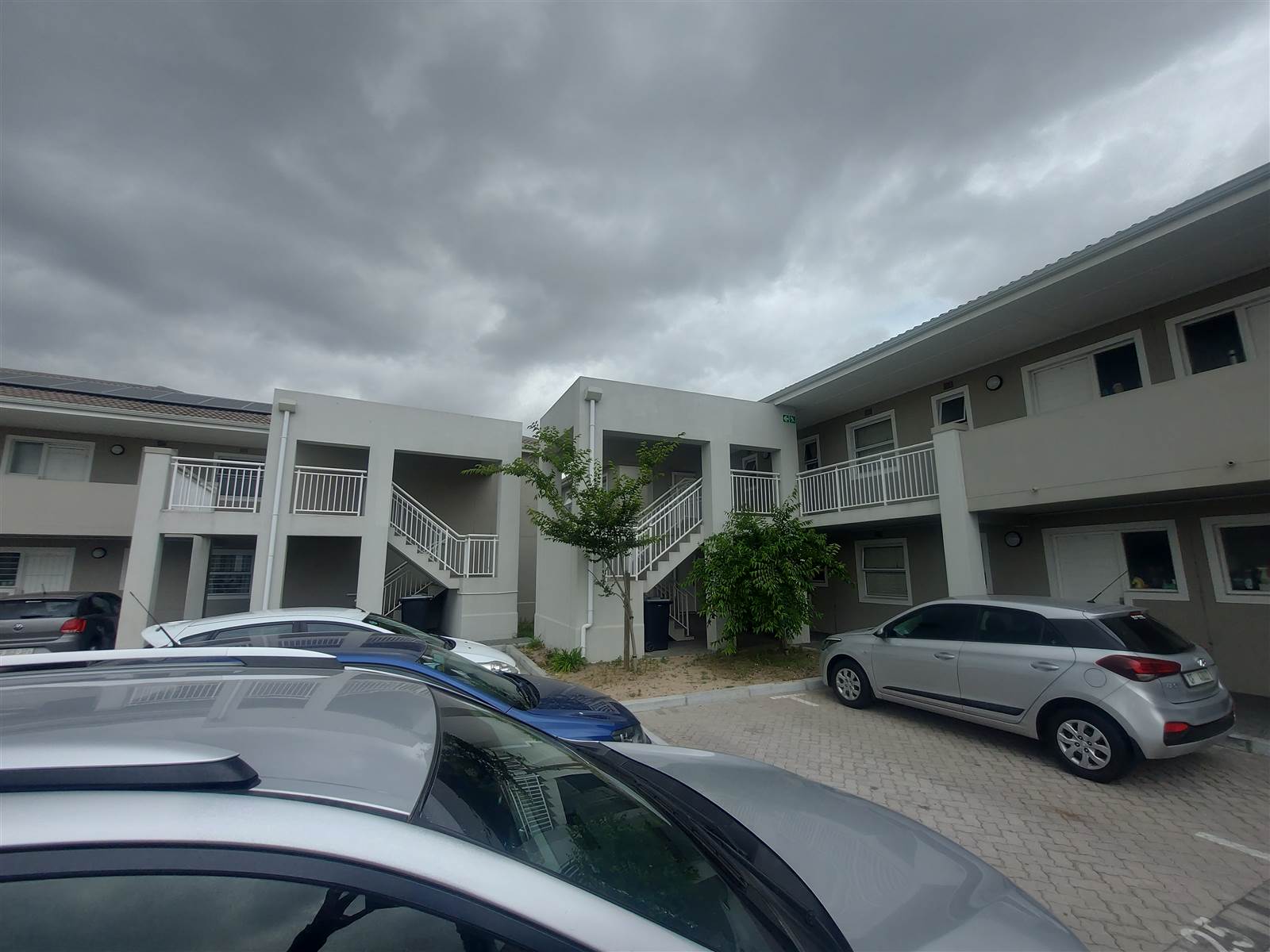 3 Bed Apartment in Parow photo number 17