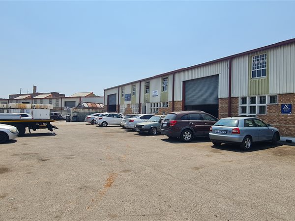 478  m² Industrial space