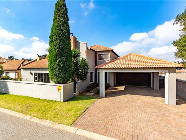 3 Bedroom House 3 Bedroom House
