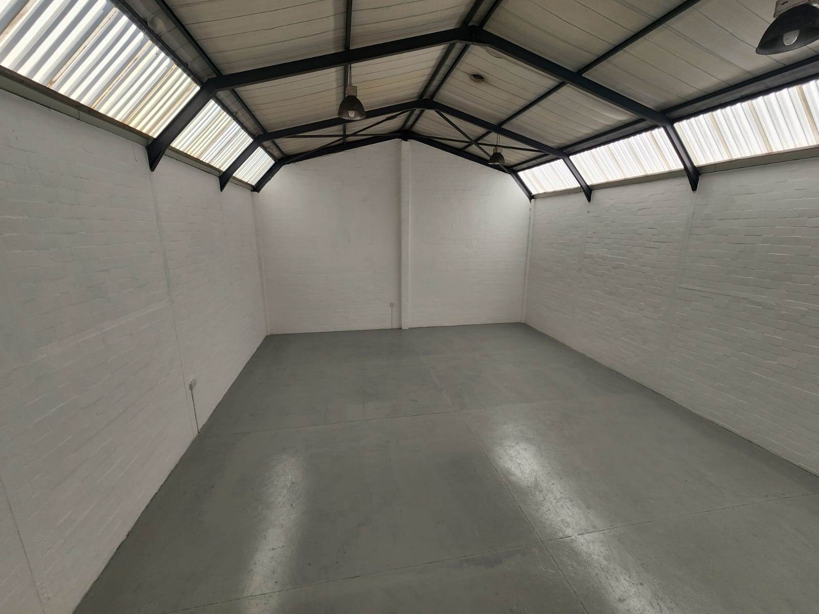 350  m² Industrial space in Killarney Gardens photo number 10