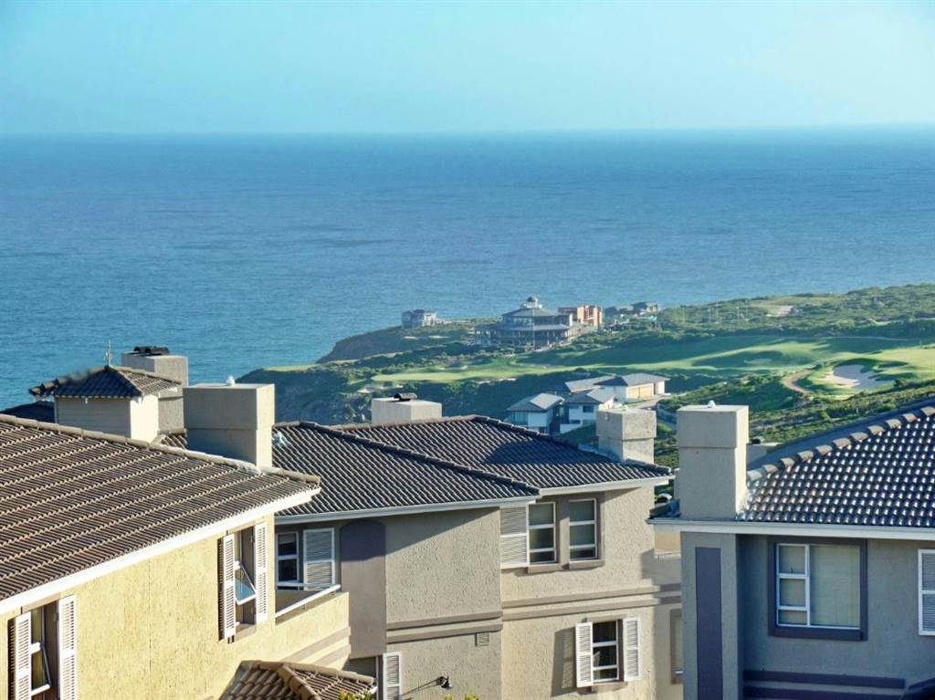 2 Bed Apartment in Pinnacle Point Golf Estate photo number 17