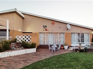 4 Bed House in Vanderbijlpark SE7