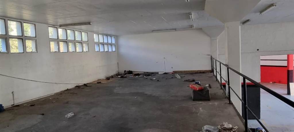620  m² Commercial space in Pinetown Central photo number 7