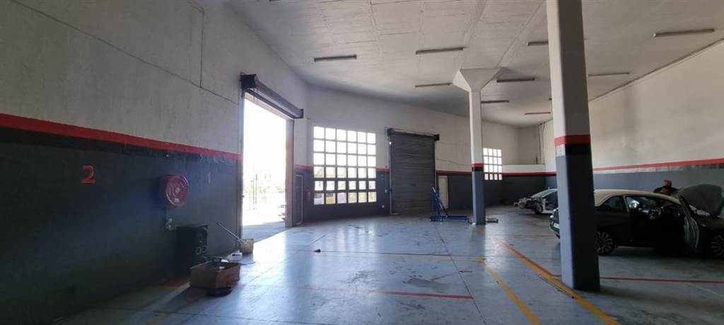 620  m² Commercial space in Pinetown Central photo number 9