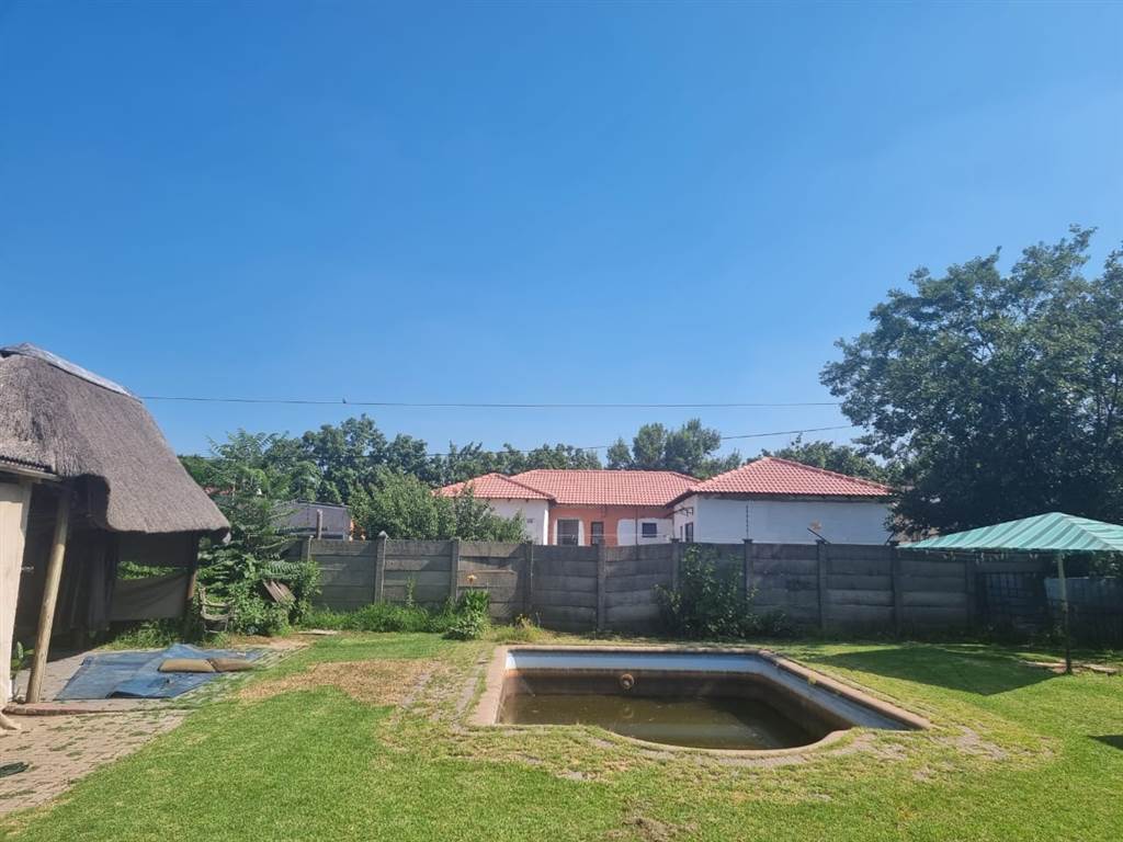 2 Bed House in Sasolburg photo number 18